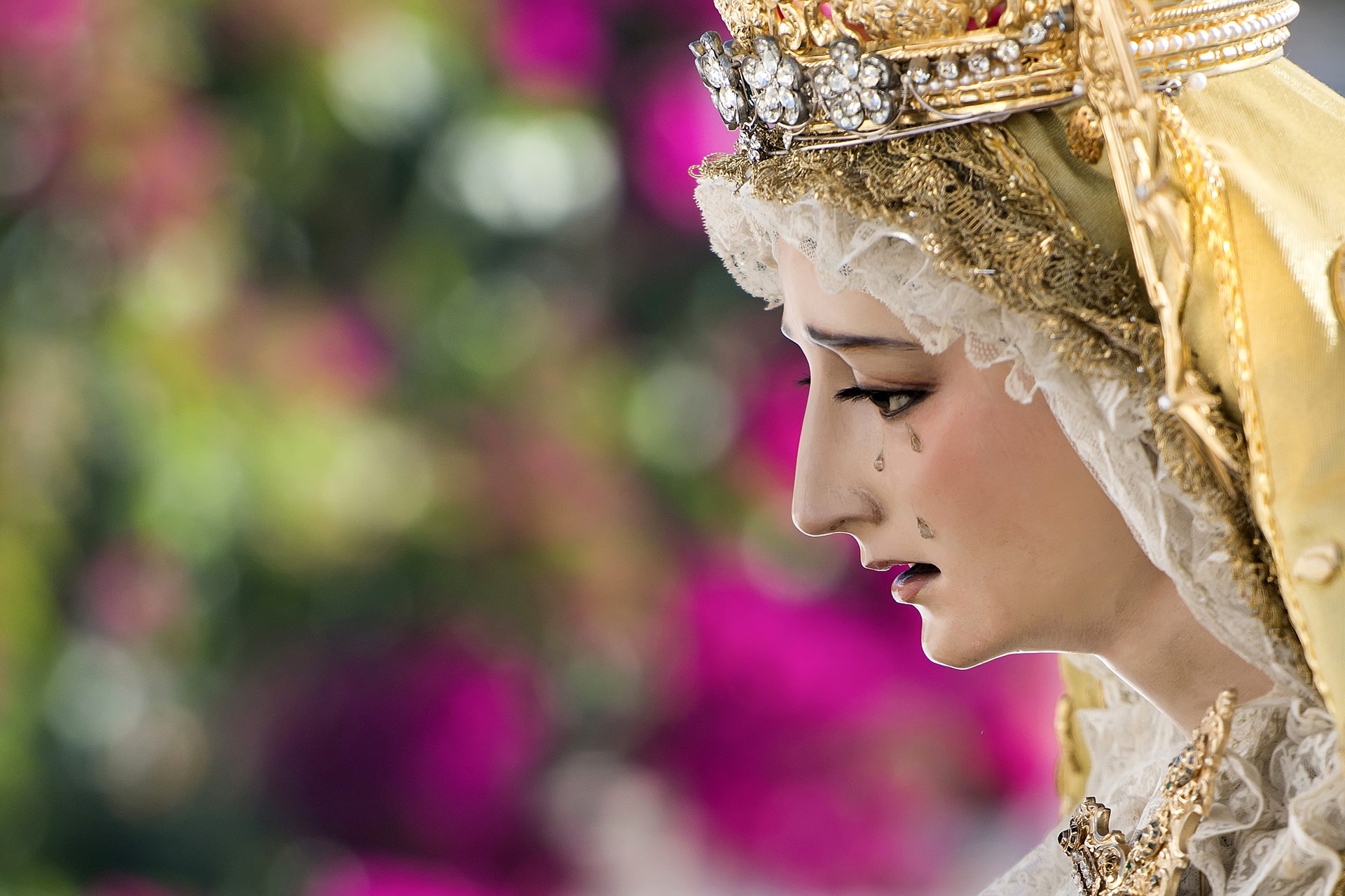 María Santísima de la Paz y Esperanza Coronada