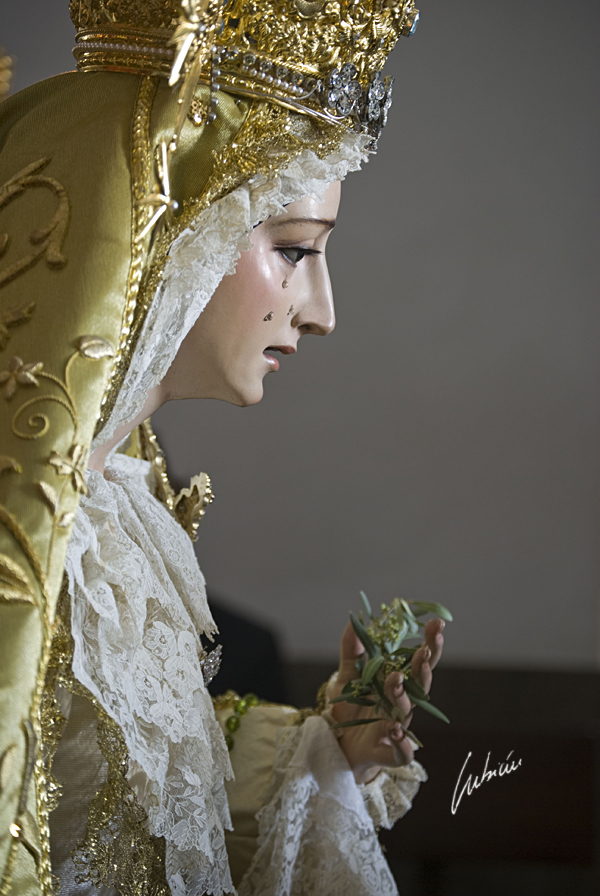 María Santísima de la Paz y Esperanza Coronada