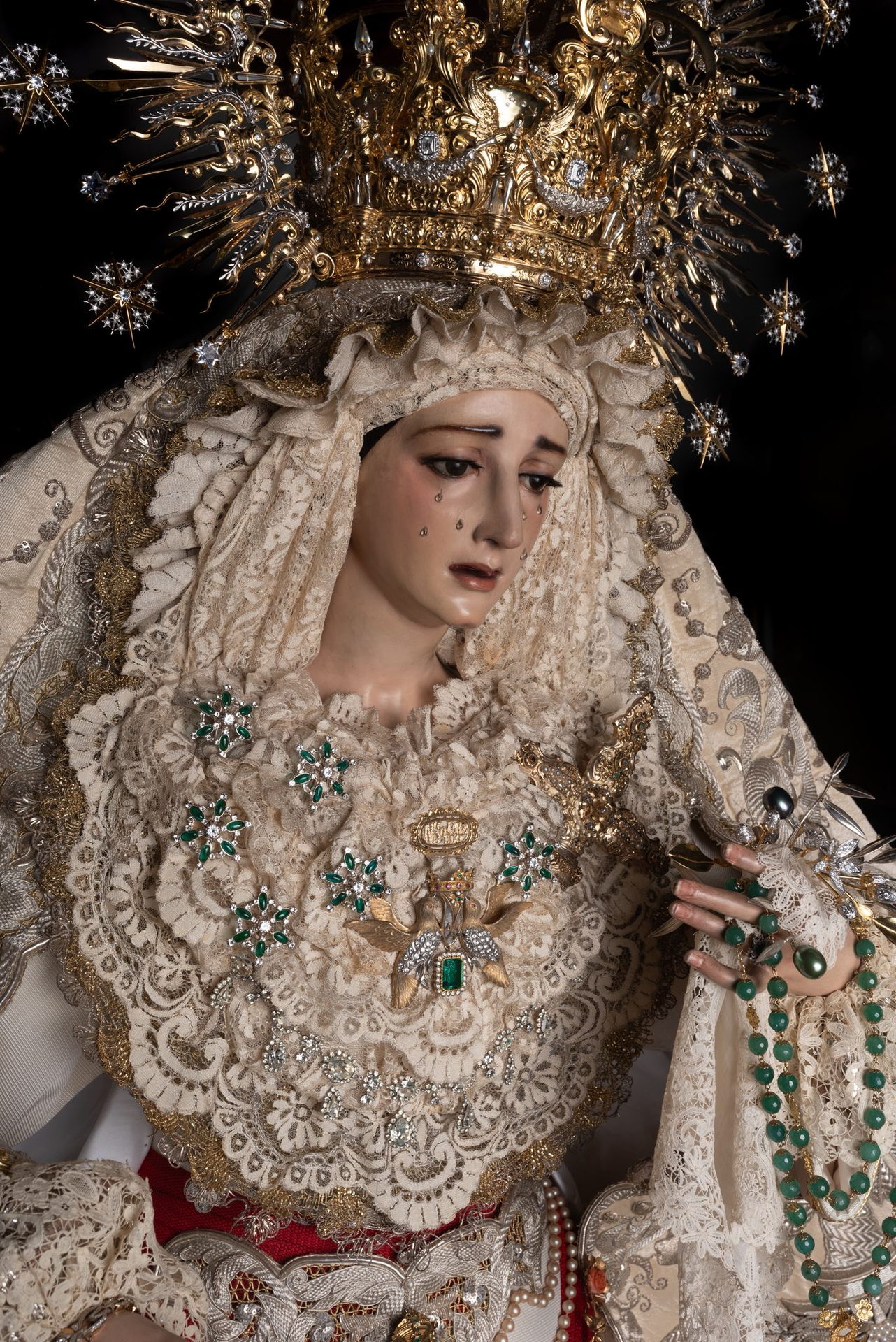 María Santísima de la Paz y Esperanza Coronada
