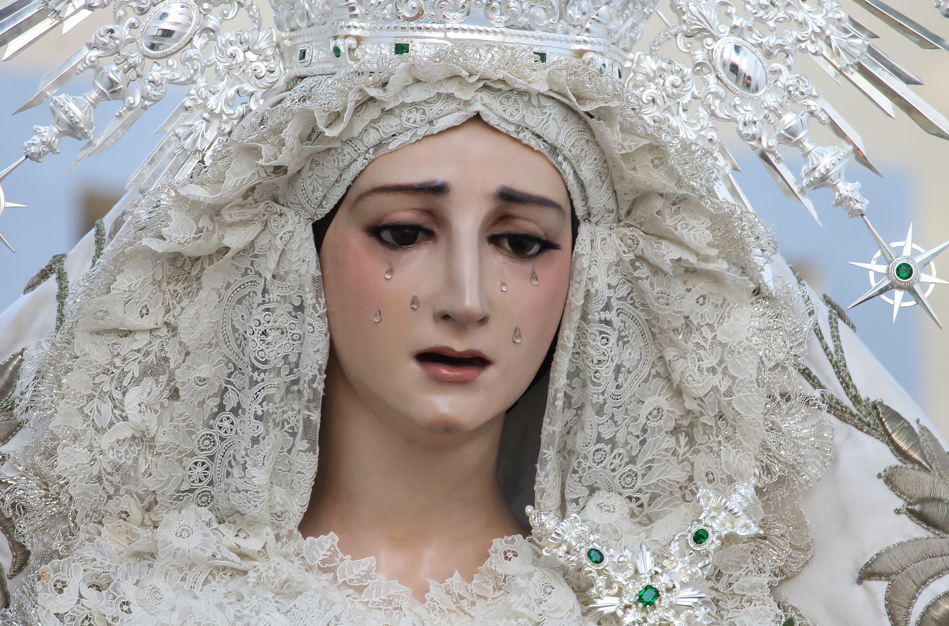María Santísima de la Paz y Esperanza Coronada