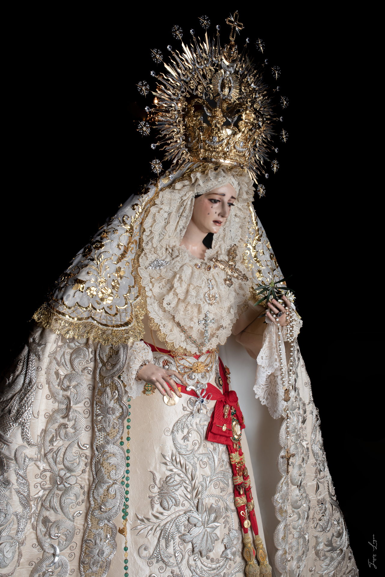 María Santísima de la Paz y Esperanza Coronada