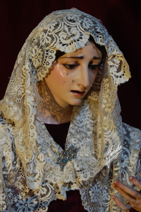 María Santísima de la Paz y Esperanza Coronada