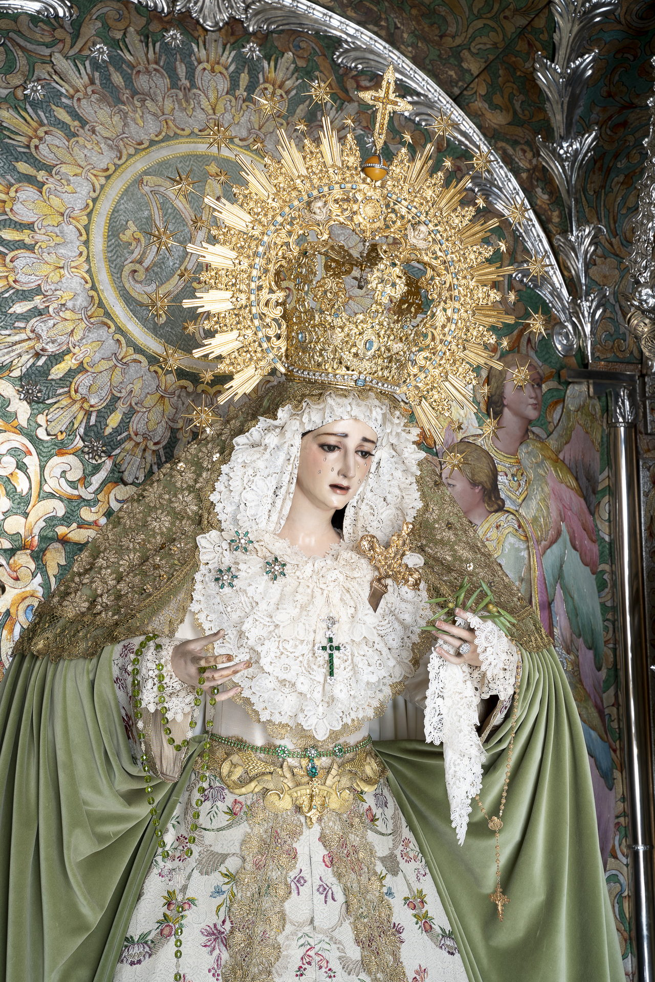 María Santísima de la Paz y Esperanza Coronada