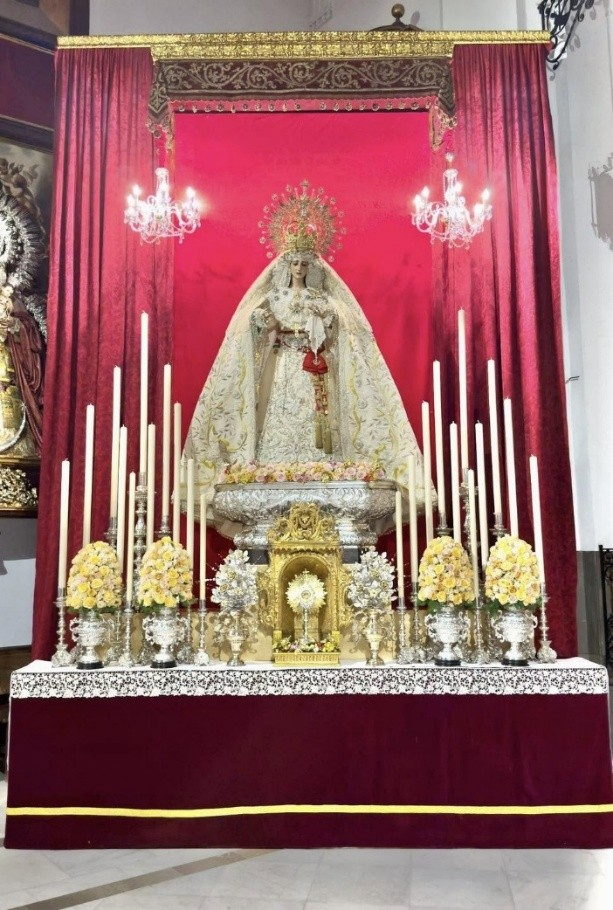 Cultos en honor de María Santísima de la Paz y Esperanza Coronada