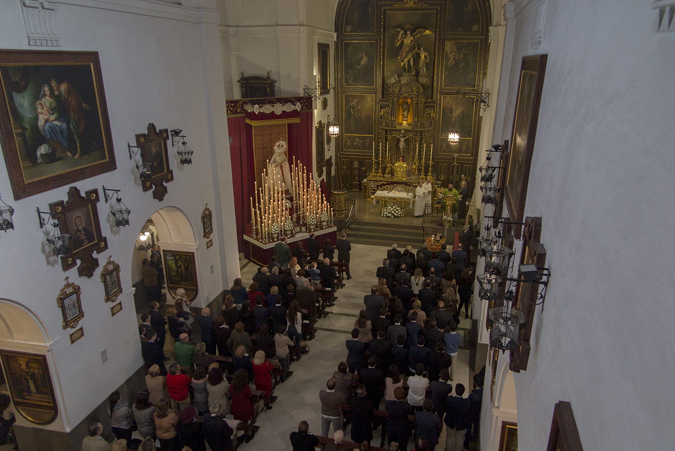 Cultos en honor de María Santísima de la Paz y Esperanza Coronada