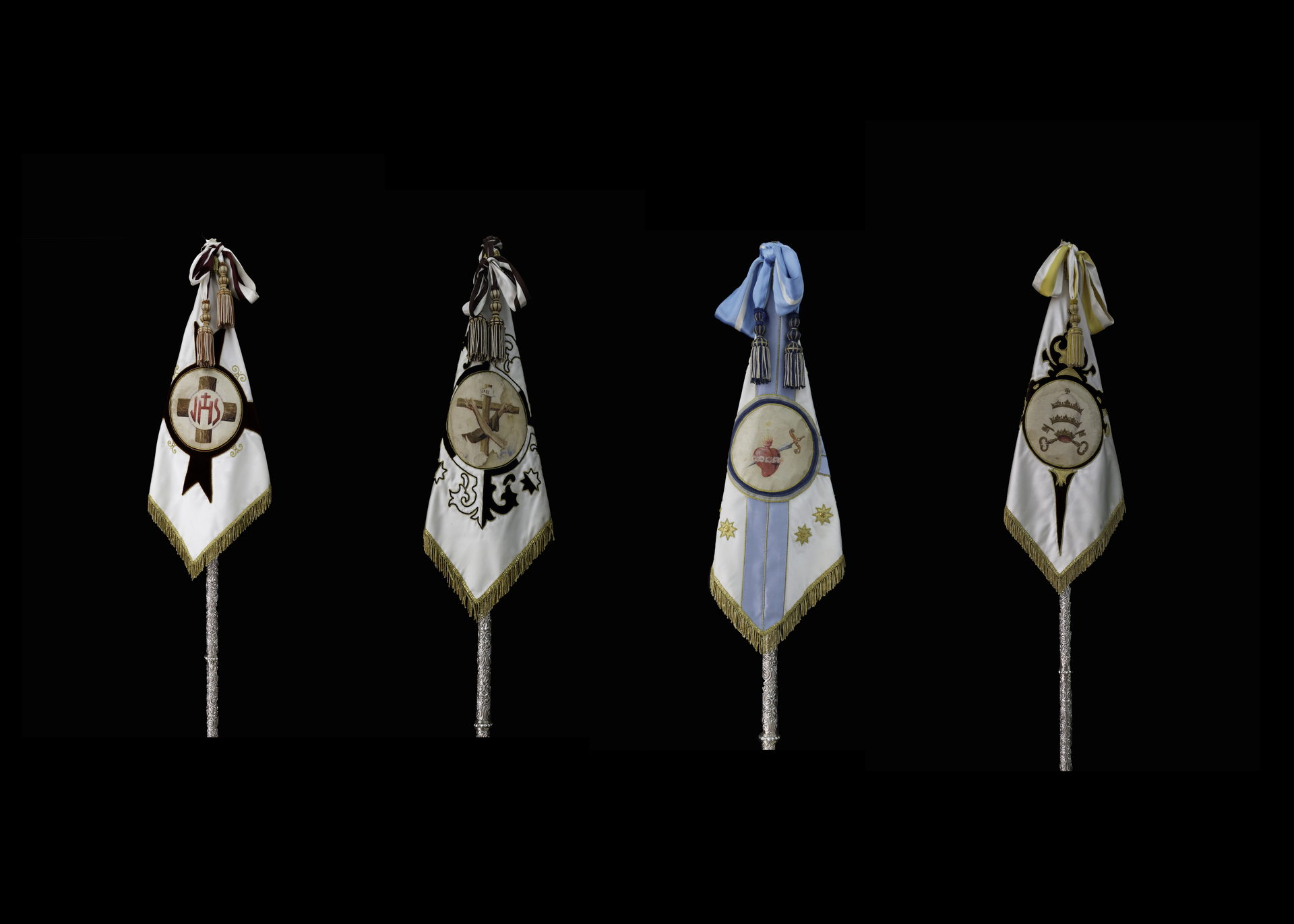 Insignias del Cortejo Procesional
