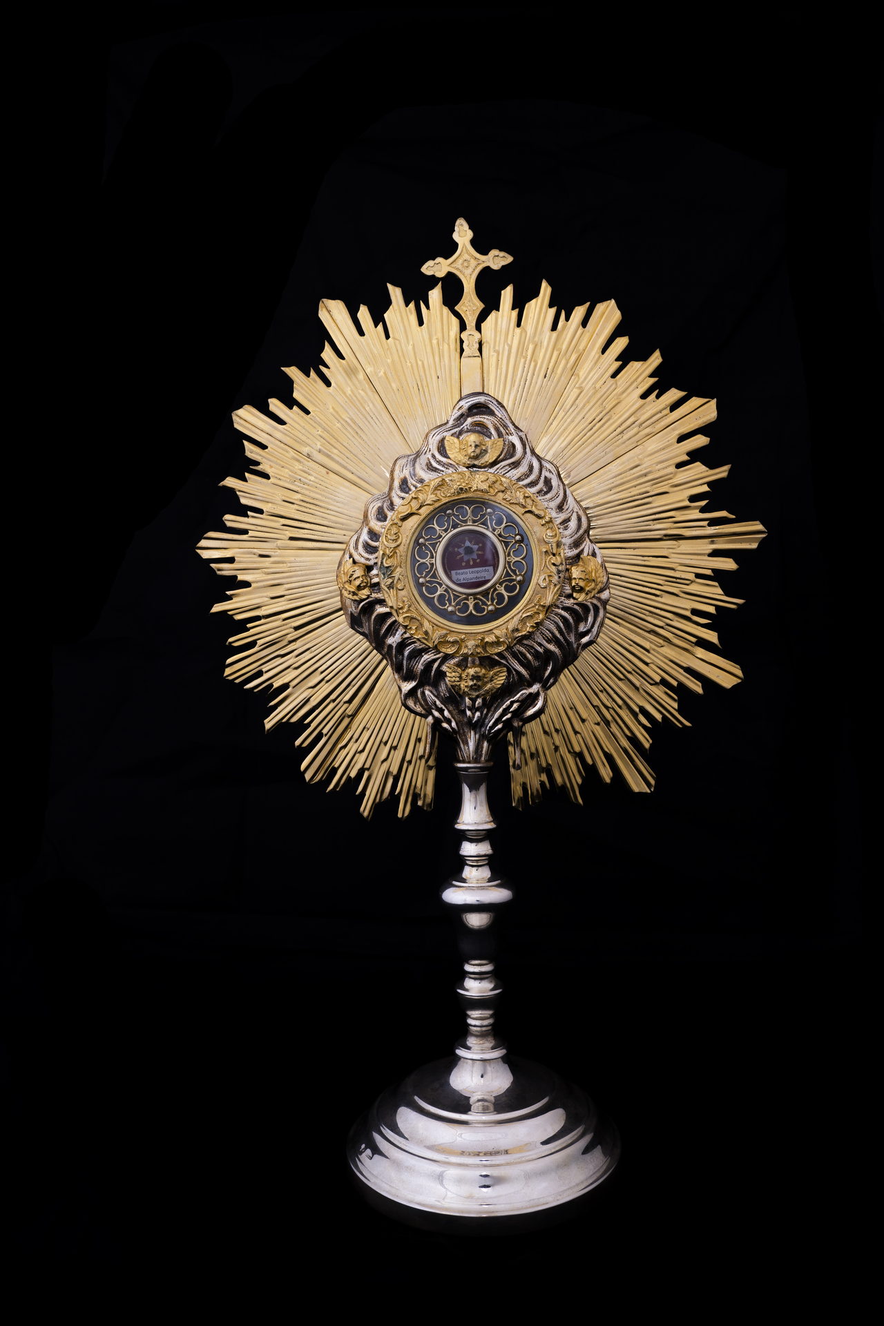 Insignias del Cortejo Procesional