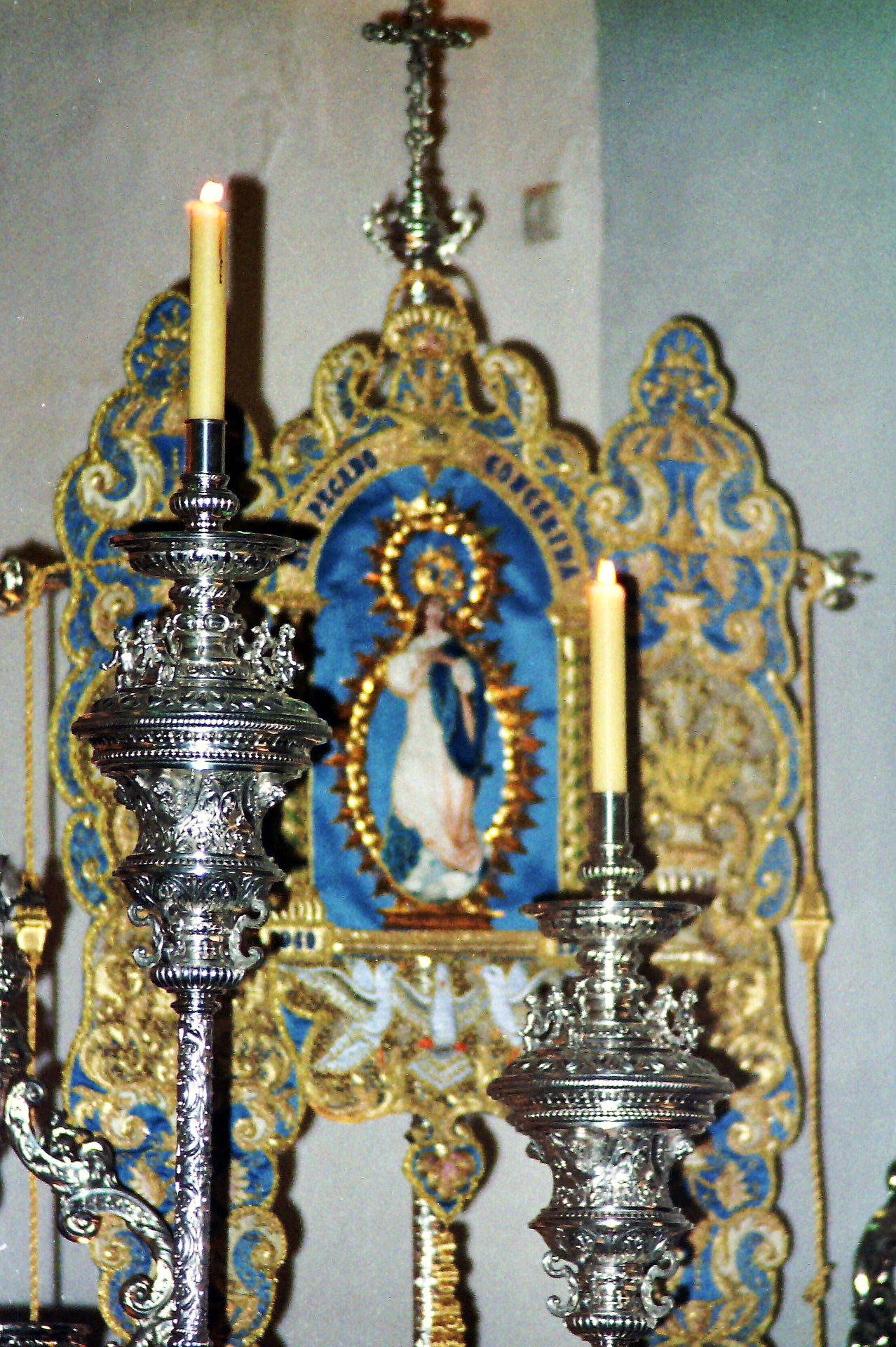 Insignias del Cortejo Procesional
